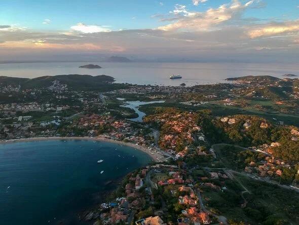 Imagem da cidade turística de Búzios