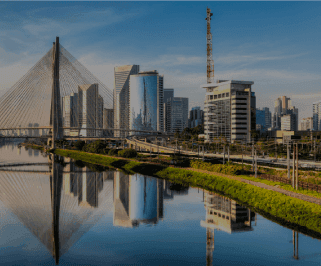 ônibus saindo da Rodoviária de Campinas para São Paulo